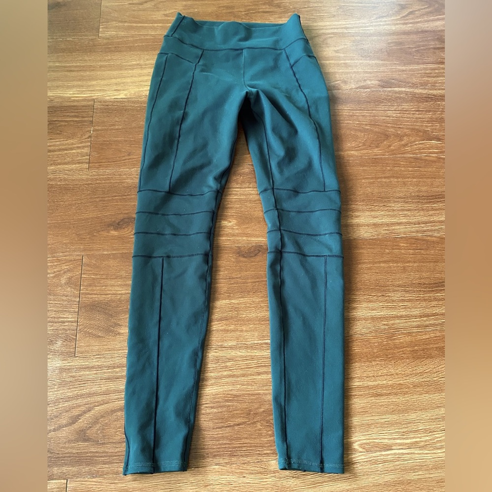 Forest green alo legging size M